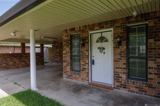 13615 Red River Ave, Baton Rouge, LA 70818