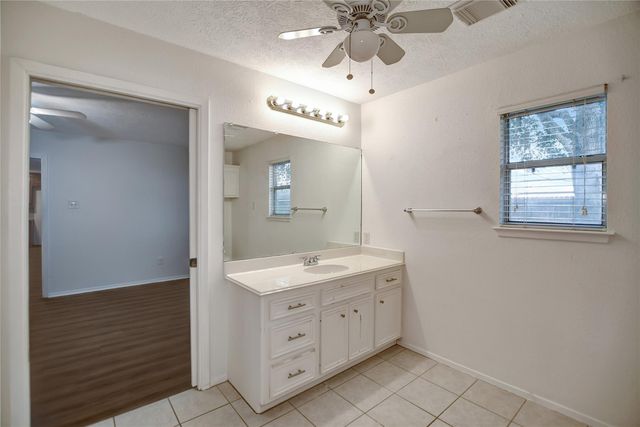 17119 Bougainvilla Lane, Friendswood, TX 77546