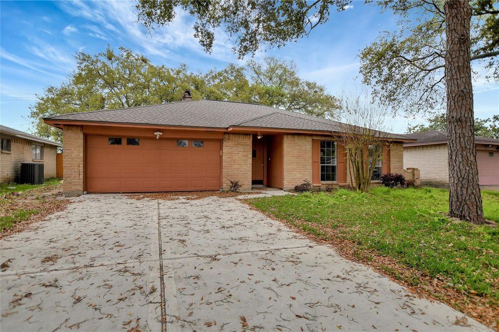 17119 Bougainvilla Lane, Friendswood, TX 77546
