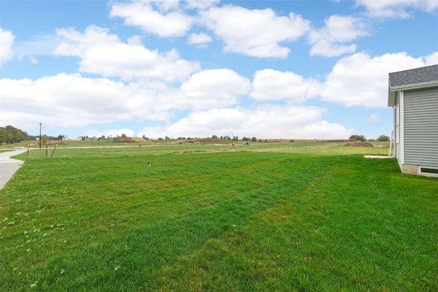 531 Davis Drive NE, Mt Vernon, IA 52314