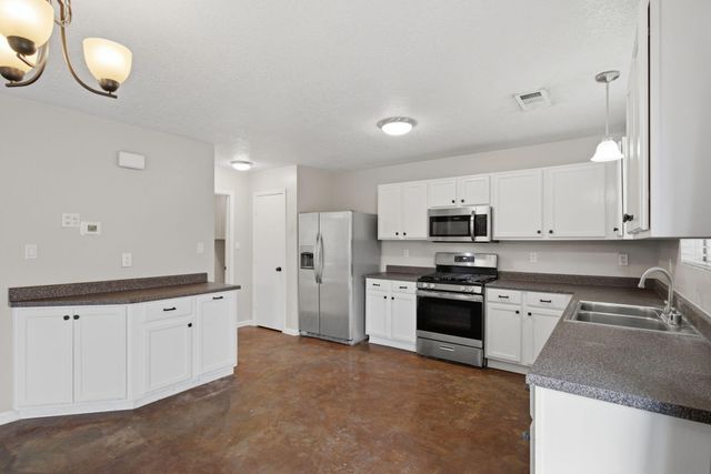 2223 Sea Foam Street NW, Albuquerque, NM 87120