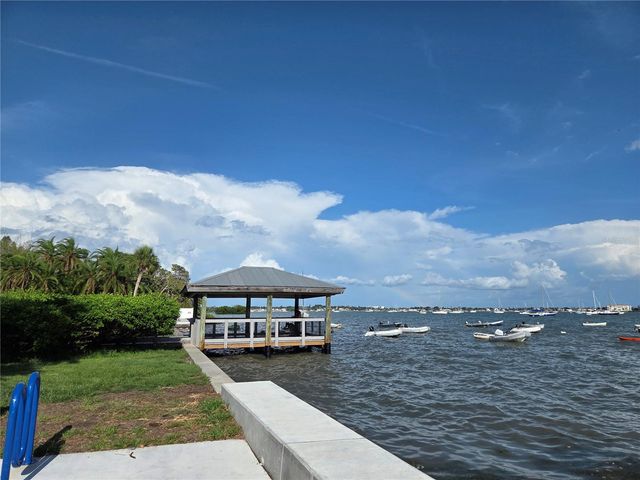 5105 TANGERINE AVENUE S, Gulfport, FL 33707