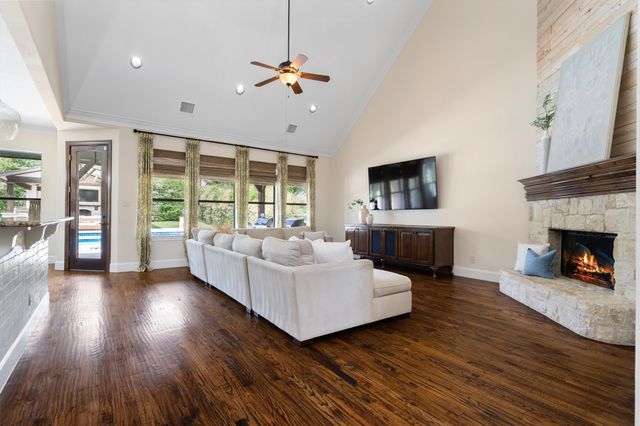 3225 Clubview Drive, Denton, TX 76226