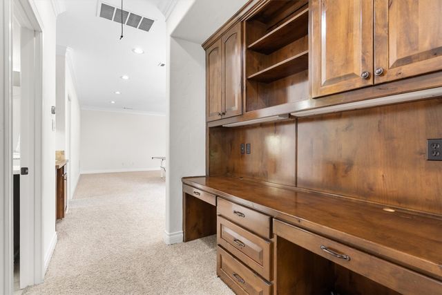 3225 Clubview Drive, Denton, TX 76226