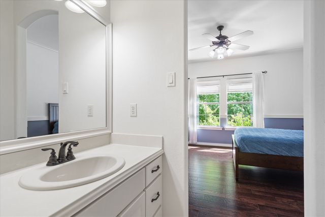 3225 Clubview Drive, Denton, TX 76226