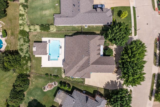 3225 Clubview Drive, Denton, TX 76226