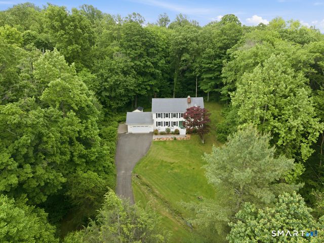 76 Pocahontas Road, Redding, CT 06896