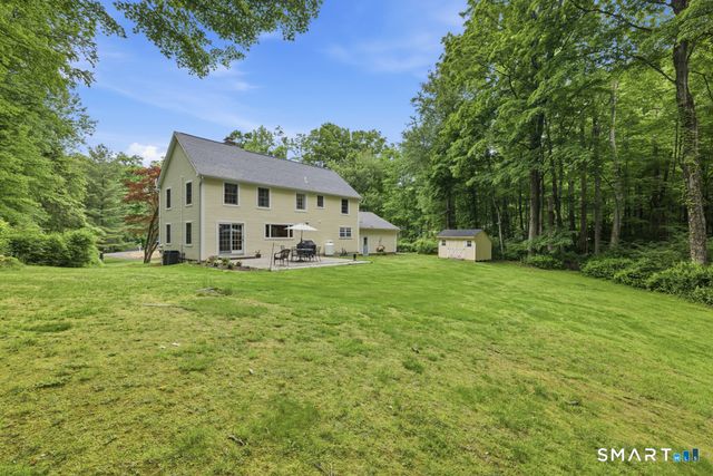 76 Pocahontas Road, Redding, CT 06896