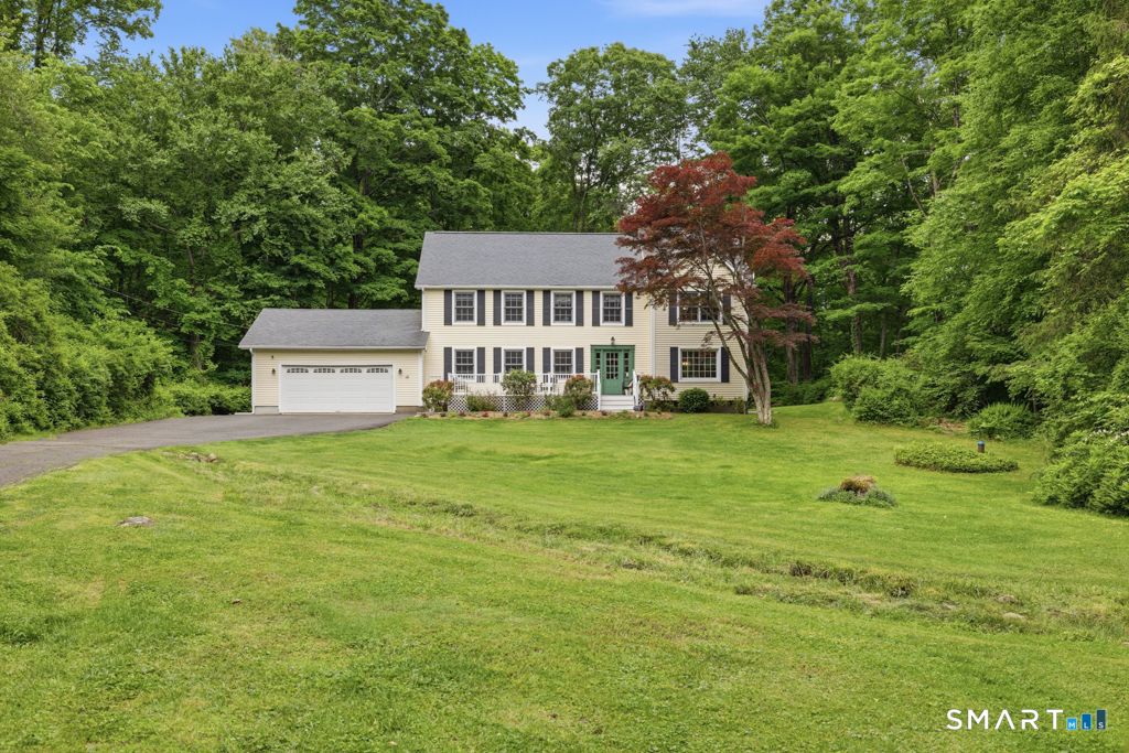 76 Pocahontas Road, Redding, CT 06896