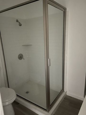 402 Graham Avenue, Dallas, TX 75223