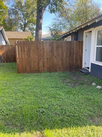 402 Graham Avenue, Dallas, TX 75223