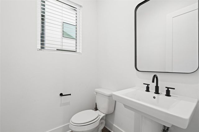 2404 Hadley Street C, Houston, TX 77003