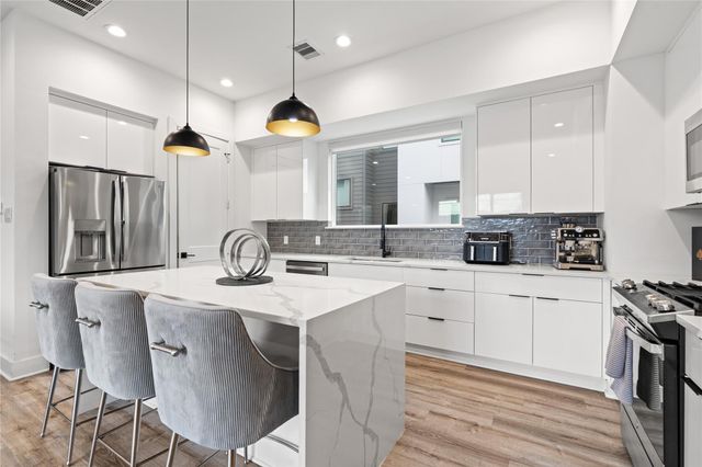 2404 Hadley Street C, Houston, TX 77003