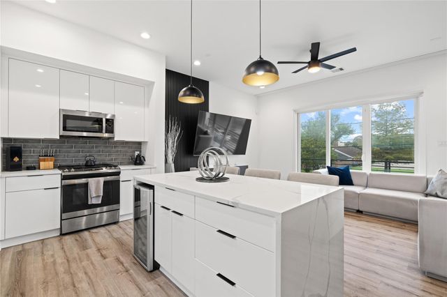 2404 Hadley Street C, Houston, TX 77003