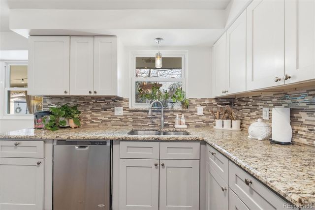 11256 W 26th Place, Lakewood, CO 80215