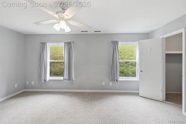 525 E University Drive 1002, Rochester Hills, MI 48307