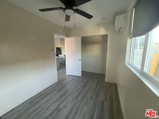 613 W 83rd Street, Los Angeles, CA 90044