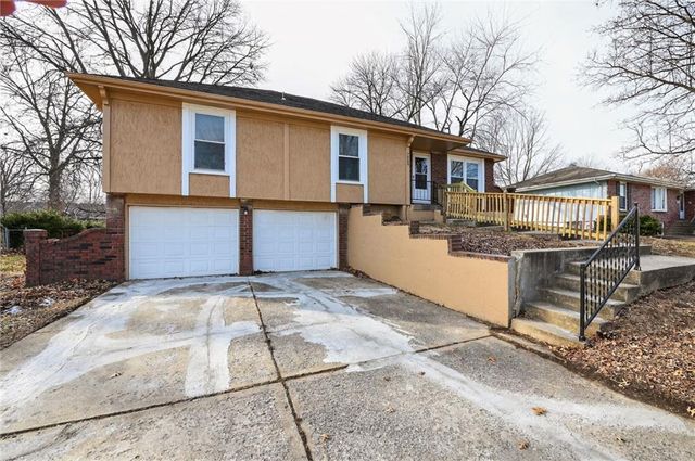 7509 E 127 Street, Grandview, MO 64030