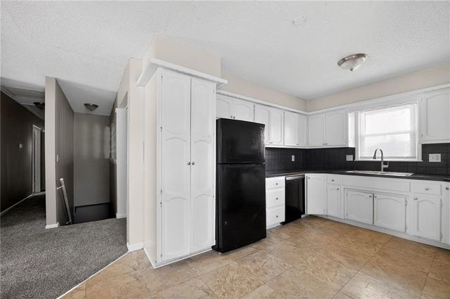 7509 E 127 Street, Grandview, MO 64030