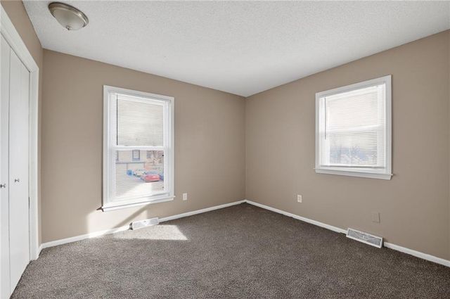 7509 E 127 Street, Grandview, MO 64030