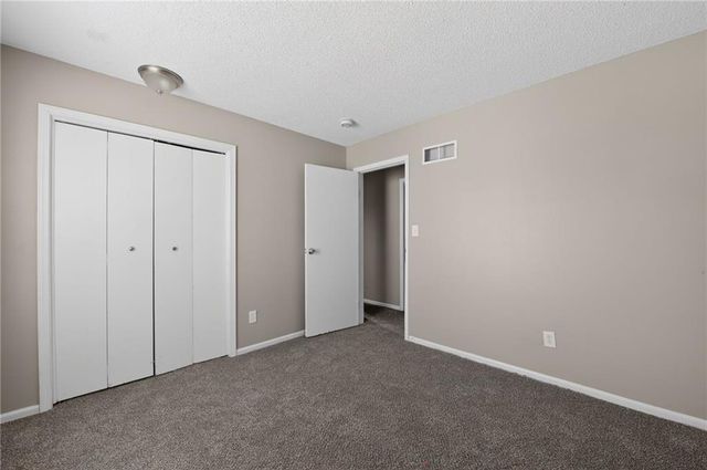 7509 E 127 Street, Grandview, MO 64030