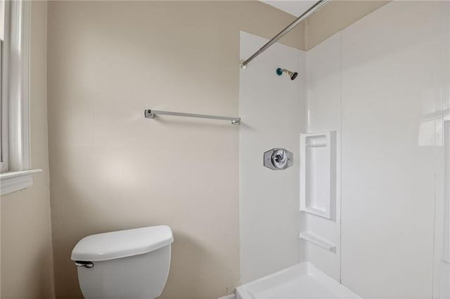 7509 E 127 Street, Grandview, MO 64030