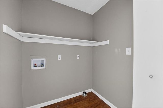 7509 E 127 Street, Grandview, MO 64030