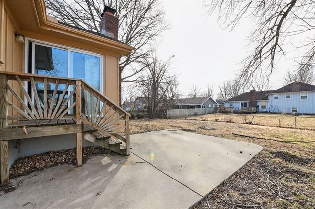 7509 E 127 Street, Grandview, MO 64030