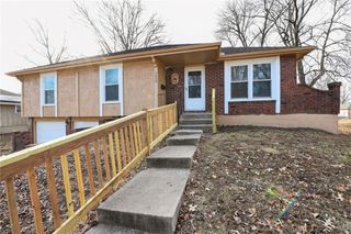 7509 E 127 Street, Grandview, MO 64030