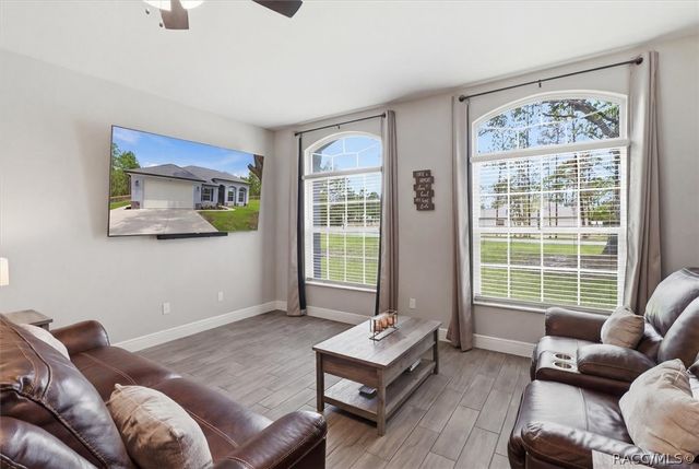 6147 W Settler Drive, Beverly Hills, FL 34465