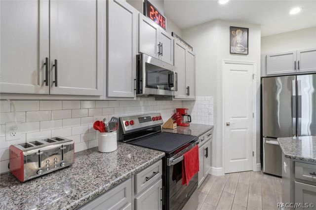 6147 W Settler Drive, Beverly Hills, FL 34465