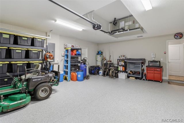 6147 W Settler Drive, Beverly Hills, FL 34465