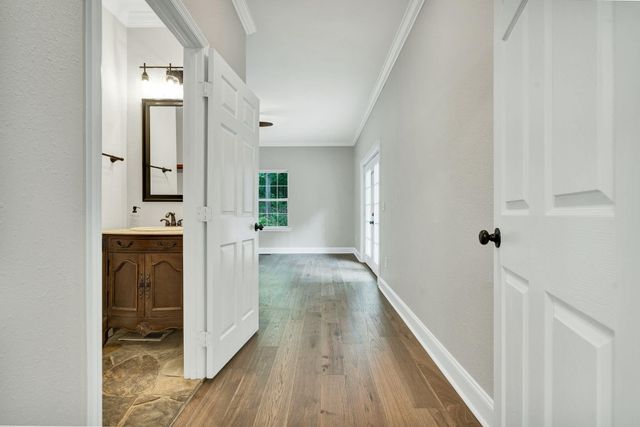 1012 Cave Springs Road, Hixson, TN 37343