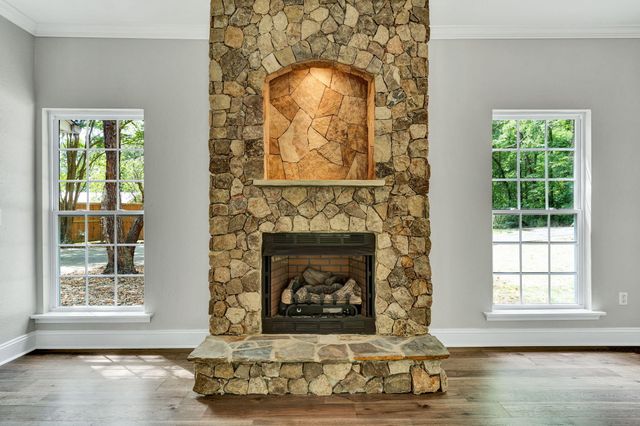 1012 Cave Springs Road, Hixson, TN 37343