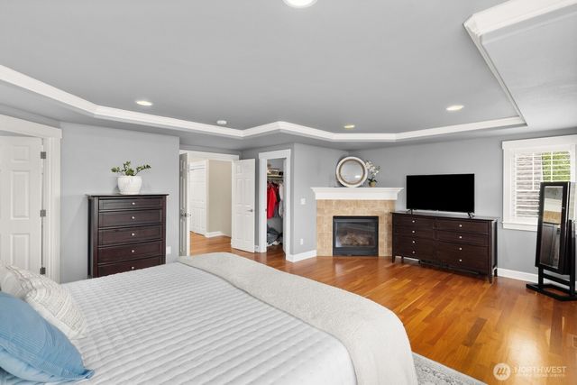 21617 26th Street E, Lake Tapps, WA 98391