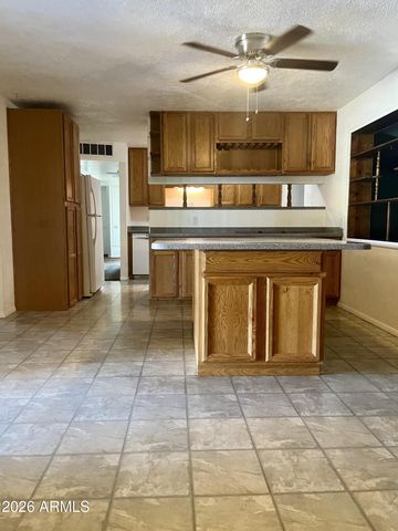 2315 W BUTLER Drive, Phoenix, AZ 85021