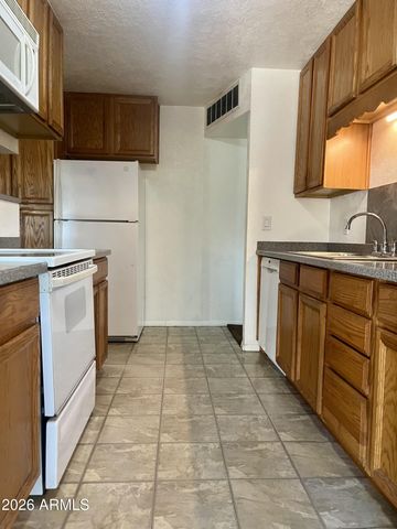 2315 W BUTLER Drive, Phoenix, AZ 85021