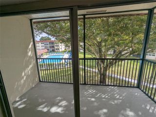 9800 Hollybrook Lake Drive 9-303, Pembroke Pines, FL 33025