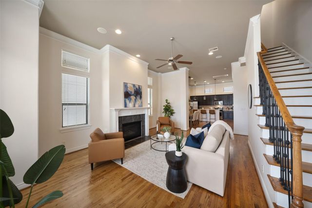 1716 Dart Street, Houston, TX 77007