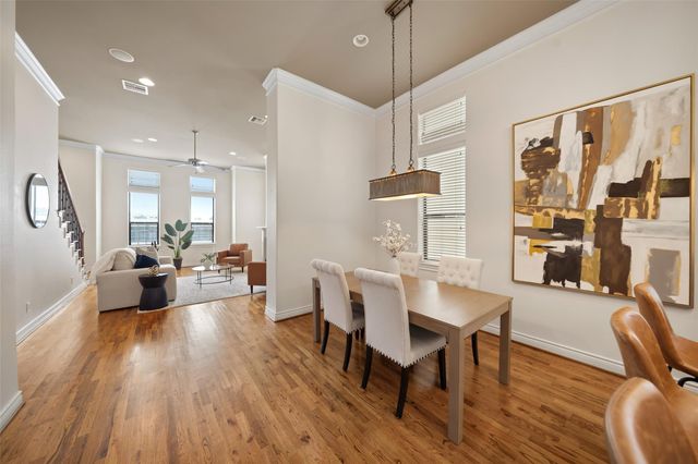 1716 Dart Street, Houston, TX 77007