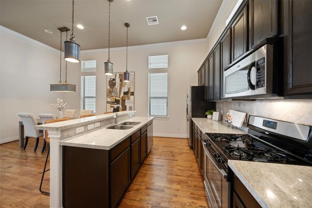 1716 Dart Street, Houston, TX 77007