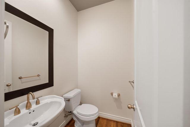 1716 Dart Street, Houston, TX 77007