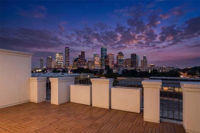 1716 Dart Street, Houston, TX 77007