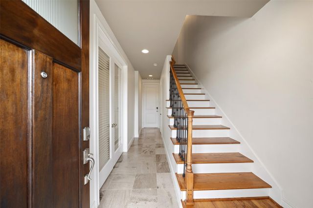 1716 Dart Street, Houston, TX 77007
