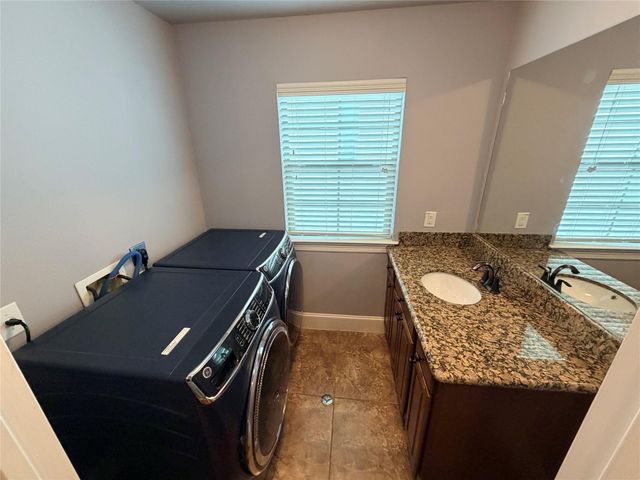 1007 Kern Street, Houston, TX 77009