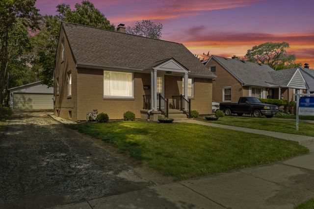 1012 Leith Avenue, Waukegan, IL 60085