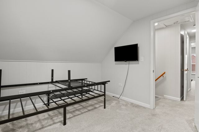 1012 Leith Avenue, Waukegan, IL 60085