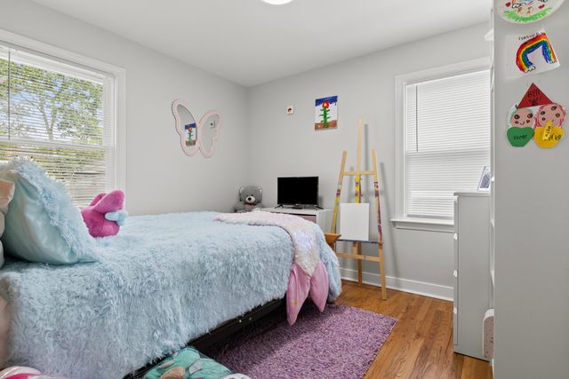 1012 Leith Avenue, Waukegan, IL 60085