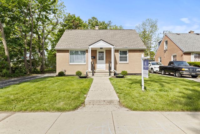 1012 Leith Avenue, Waukegan, IL 60085