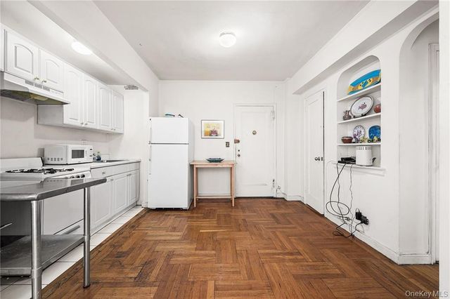 3015 Riverdale Avenue 5F, Bronx, NY 10463
